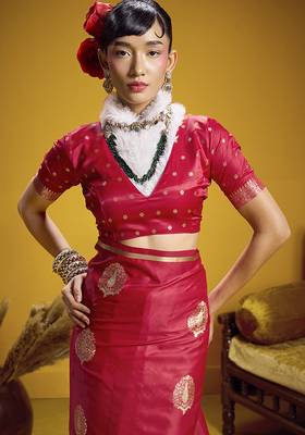satin silk blend handloom weaving saree in red 5