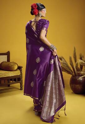 satin silk blend handloom weaving saree in purple 4