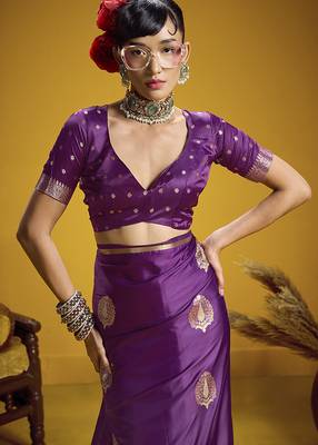satin silk blend handloom weaving saree in purple 5