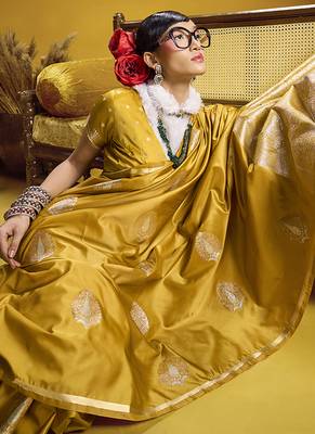 satin silk blend handloom weaving saree in mustard yellow 4