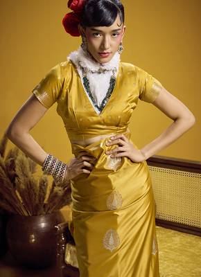 satin silk blend handloom weaving saree in mustard yellow 5