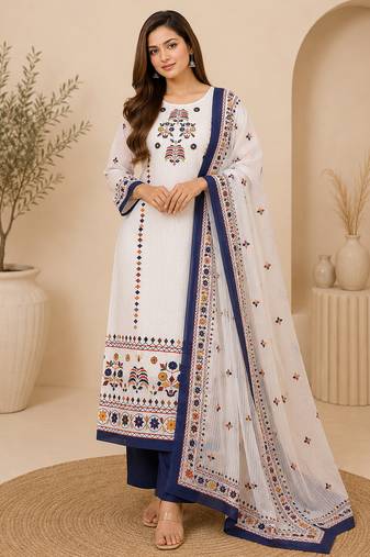 Stylish printed maslin kurta set with sequence work dupatta & rayon pant