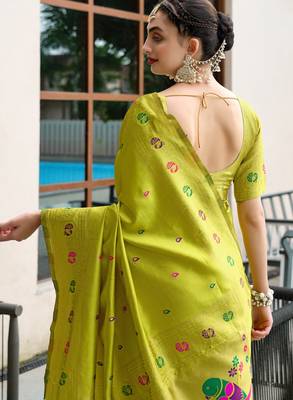 Parrot silk blend banarasi saree with unstitched blouse piece 4