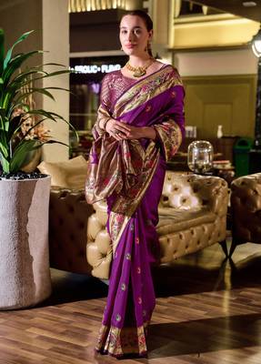 Purple silk blend banarasi saree with unstitched blouse piece 4