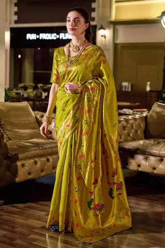 Parrot silk blend banarasi saree with unstitched blouse piece
