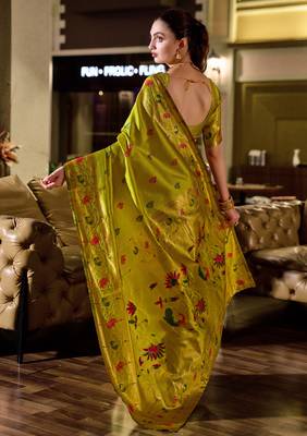 Parrot silk blend banarasi saree with unstitched blouse piece 4