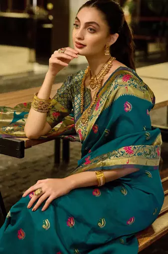 Rama silk blend banarasi saree with unstitched blouse piece