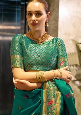 Teal green silk blend banarasi saree with unstitched blouse piece 5