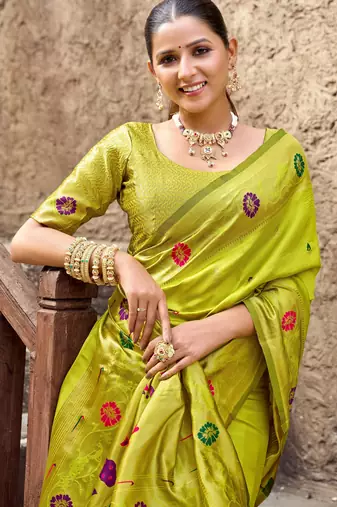 Parrot silk blend banarasi saree with unstitched blouse piece