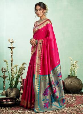 Rani pink silk blend banarasi saree with unstitched blouse piece 3