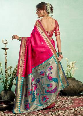 Rani pink silk blend banarasi saree with unstitched blouse piece 4