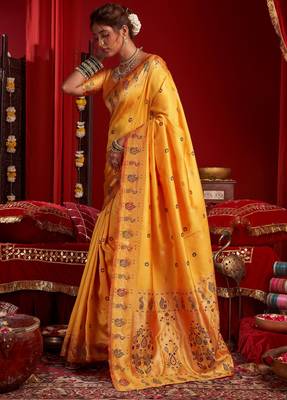 Yellow silk blend banarasi saree with unstitched blouse piece 3