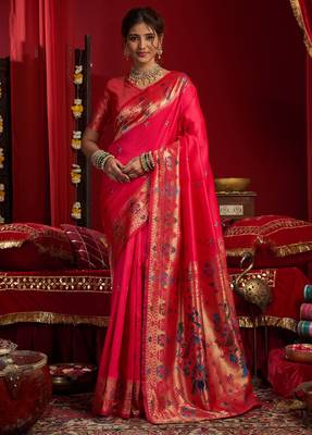 Pink silk blend banarasi saree with unstitched blouse piece 2