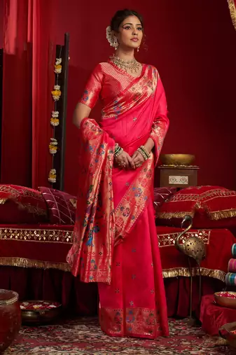 Pink silk blend banarasi saree with unstitched blouse piece