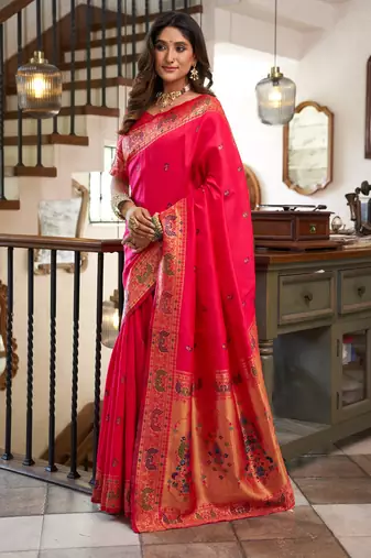 Pink silk blend banarasi saree with unstitched blouse piece