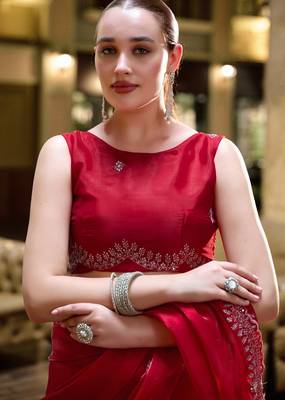 Red shimmer chiffon embroidery saree with unstitched blouse piece 5