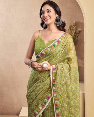 parrot lilen print 1 minute ready to wear saree with unstitched blouse piece 1