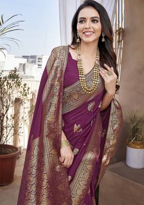 Wine pethani silk with zari weave saree with unstitched blouse piece 3