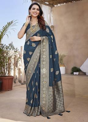 Morpich silk blend with zari weave saree with unstitched blouse piece 2