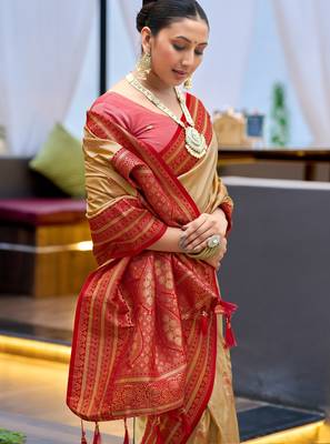 Cream red silk blend with woven saree with unstitched blouse piece 2