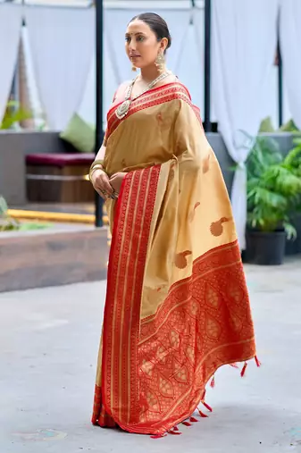 Cream red silk blend with woven saree with unstitched blouse piece
