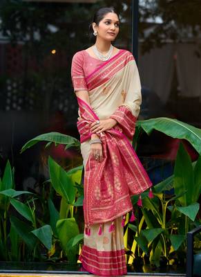Off white pink pink silk blend with woven saree with unstitched blouse piece 3