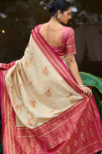 Off white pink pink silk blend with woven saree with unstitched blouse piece