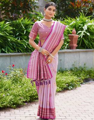 Lavender silk blend with woven saree with unstitched blouse piece 2