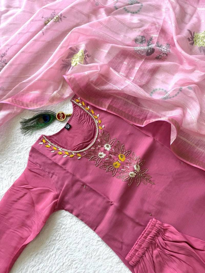 Womens new fancy premium mul chanderi kurta set