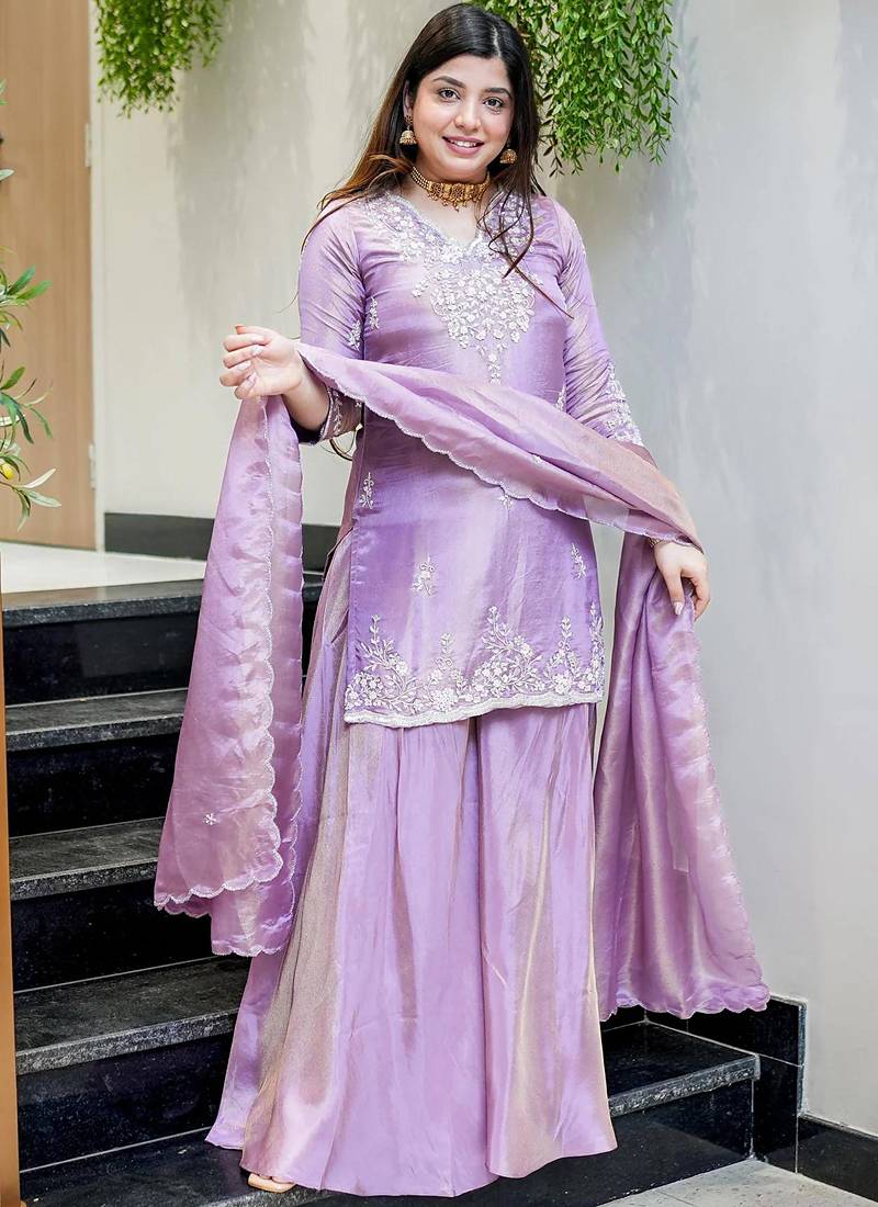 purple salwar suit dupatta
