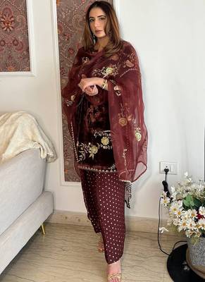 brown viscose velvet salwar suit dupatta 1
