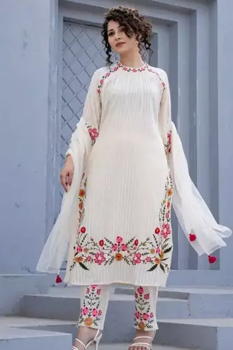 Elegant white floral embroidered cotton kurta set with net dupatta