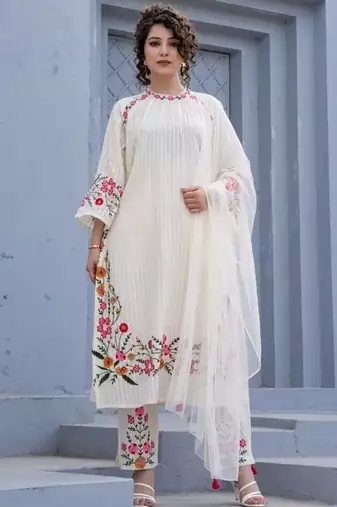 Elegant white floral embroidered cotton kurta set with net dupatta