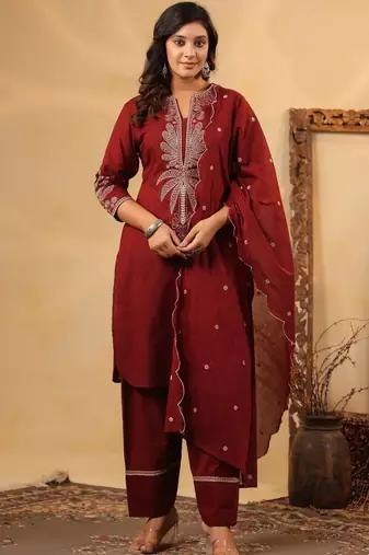 Maroon pure cotton embroidered kurta set with farsi salwar
