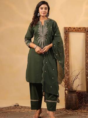 Forest green pure cotton embroidered kurta set with farsi salwar 1