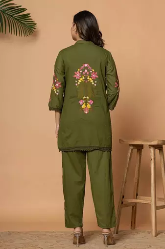 Olive green pure cotton kurta pant set with floral embroidery