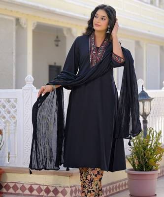 Black premium cotton kurta set with handworked embroidered neckline 2