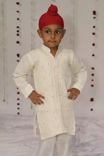 Ivory embroidered georgette kurta set