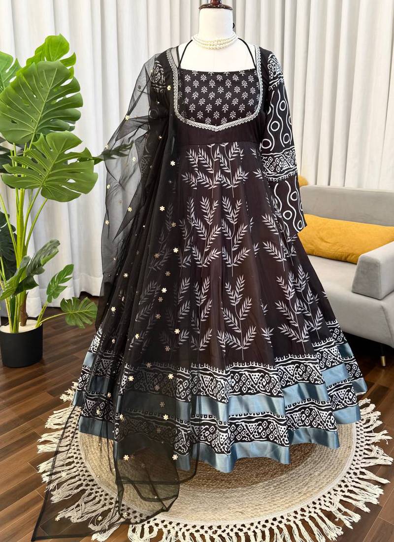 black anarkali salwar suit dupatta