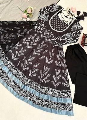 black anarkali salwar suit dupatta 2
