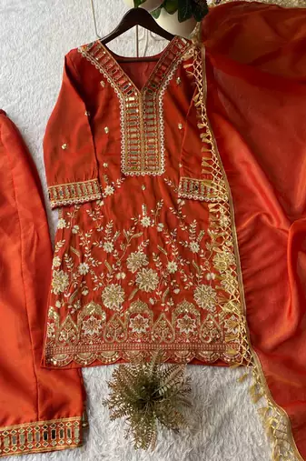 orange salwar suit dupatta