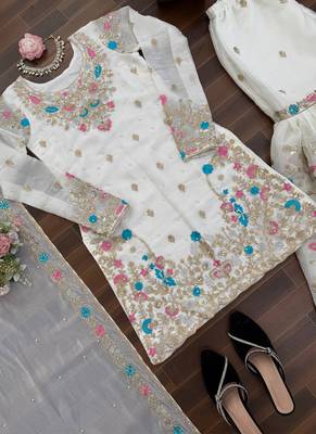 white silk blend salwar suit dupatta 3