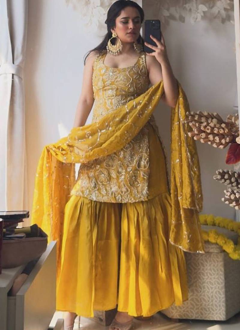 yellow silk blend salwar suit dupatta