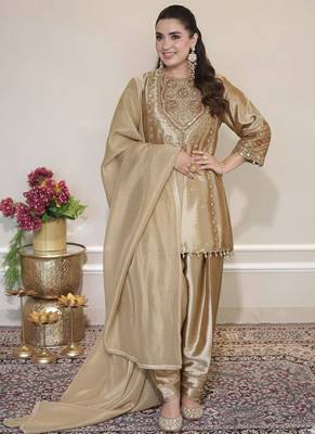 golden embroidered salwar suit dupatta 1