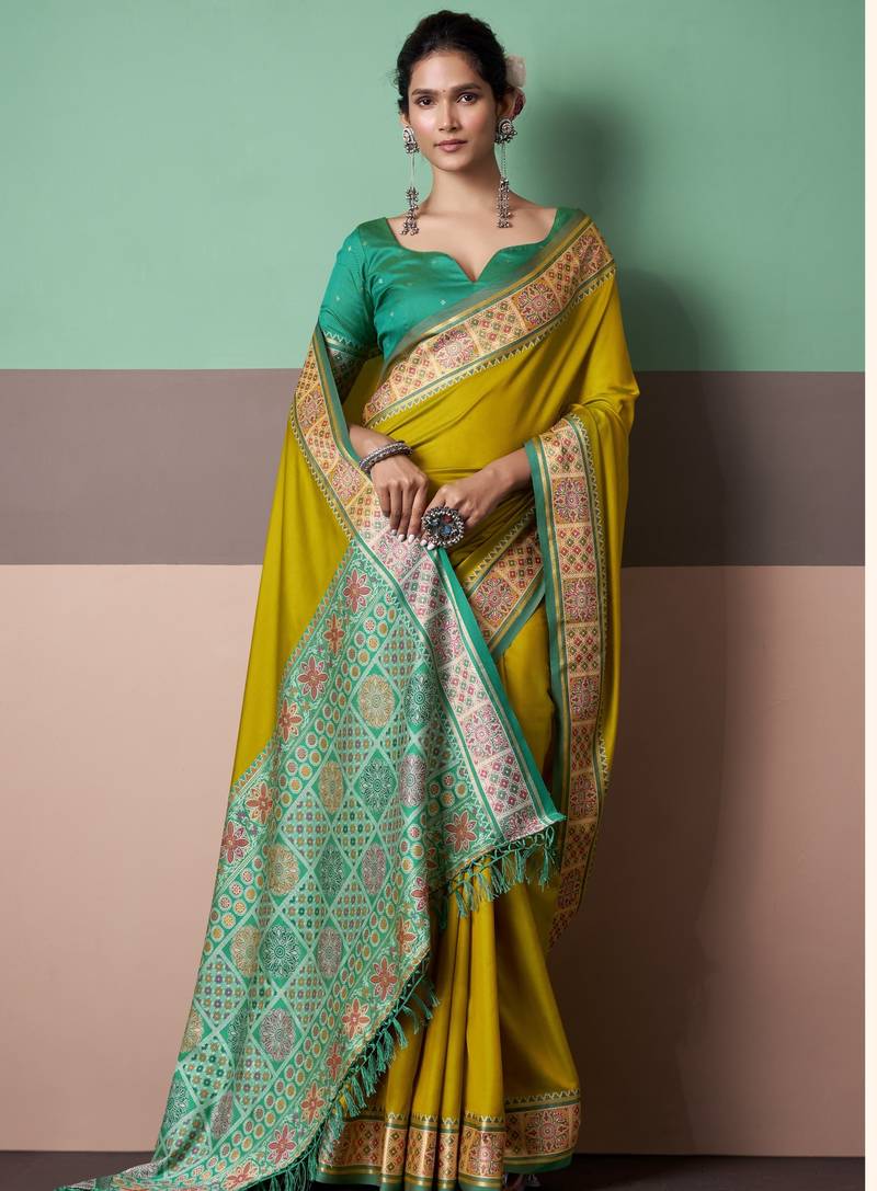 Elegant patola silk blend saree 