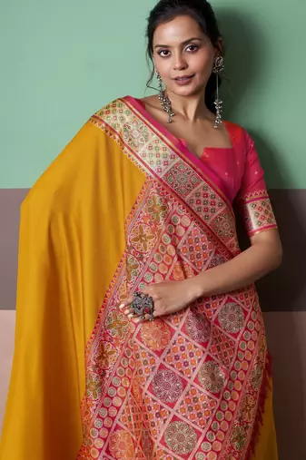 Elegant patola silk blend saree 
