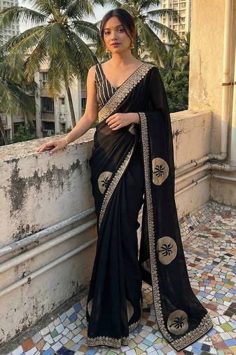 Women's embroidered silk blendsaree