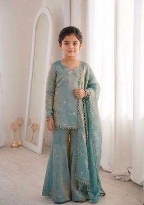   embroderied kids kurta set 1