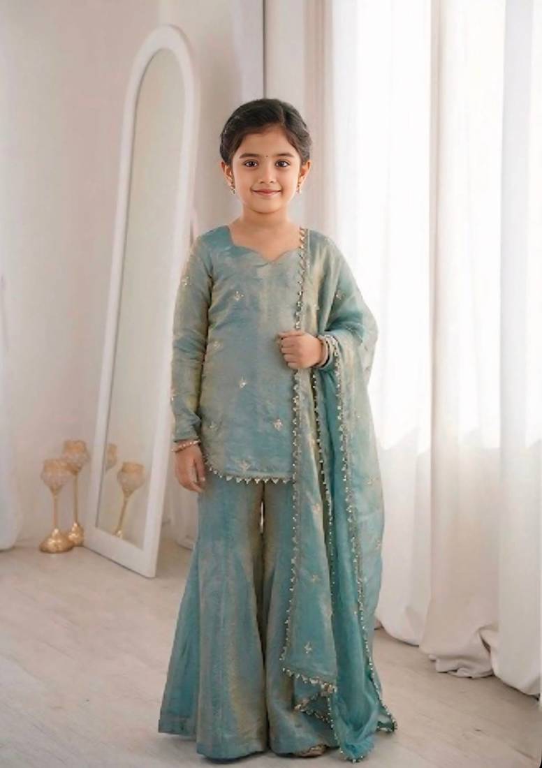 New stylish embroderied  kids kurta set