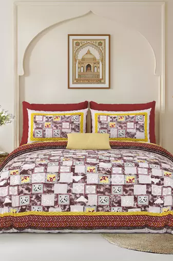 bedsheet with pillow covers for home & bedroom use